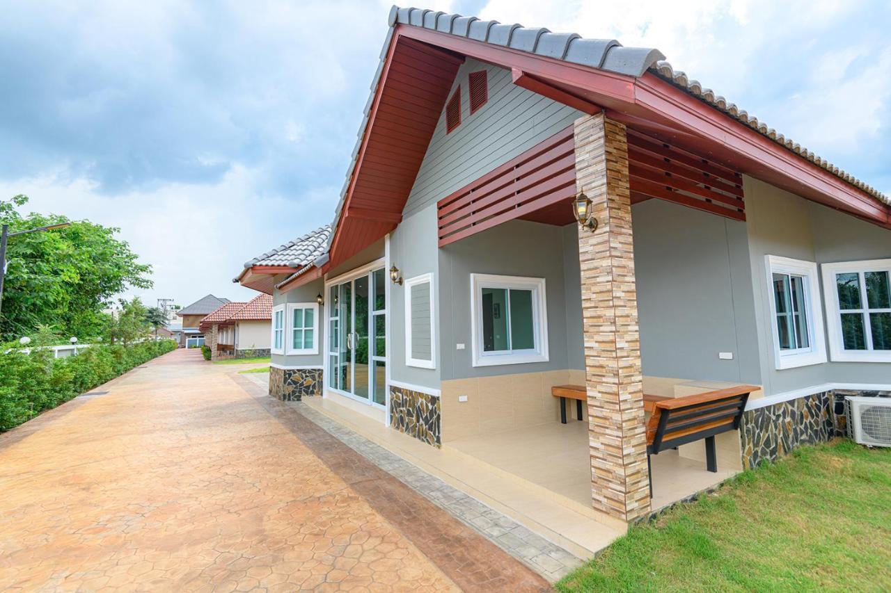 Avarin Resort Pakcsong Kültér fotó