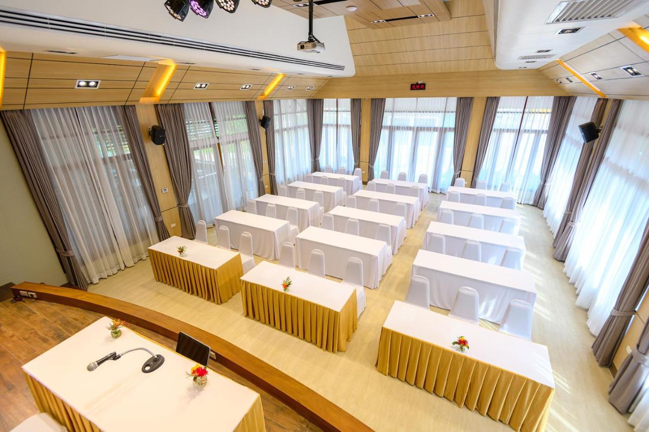 Avarin Resort Pakcsong Kültér fotó