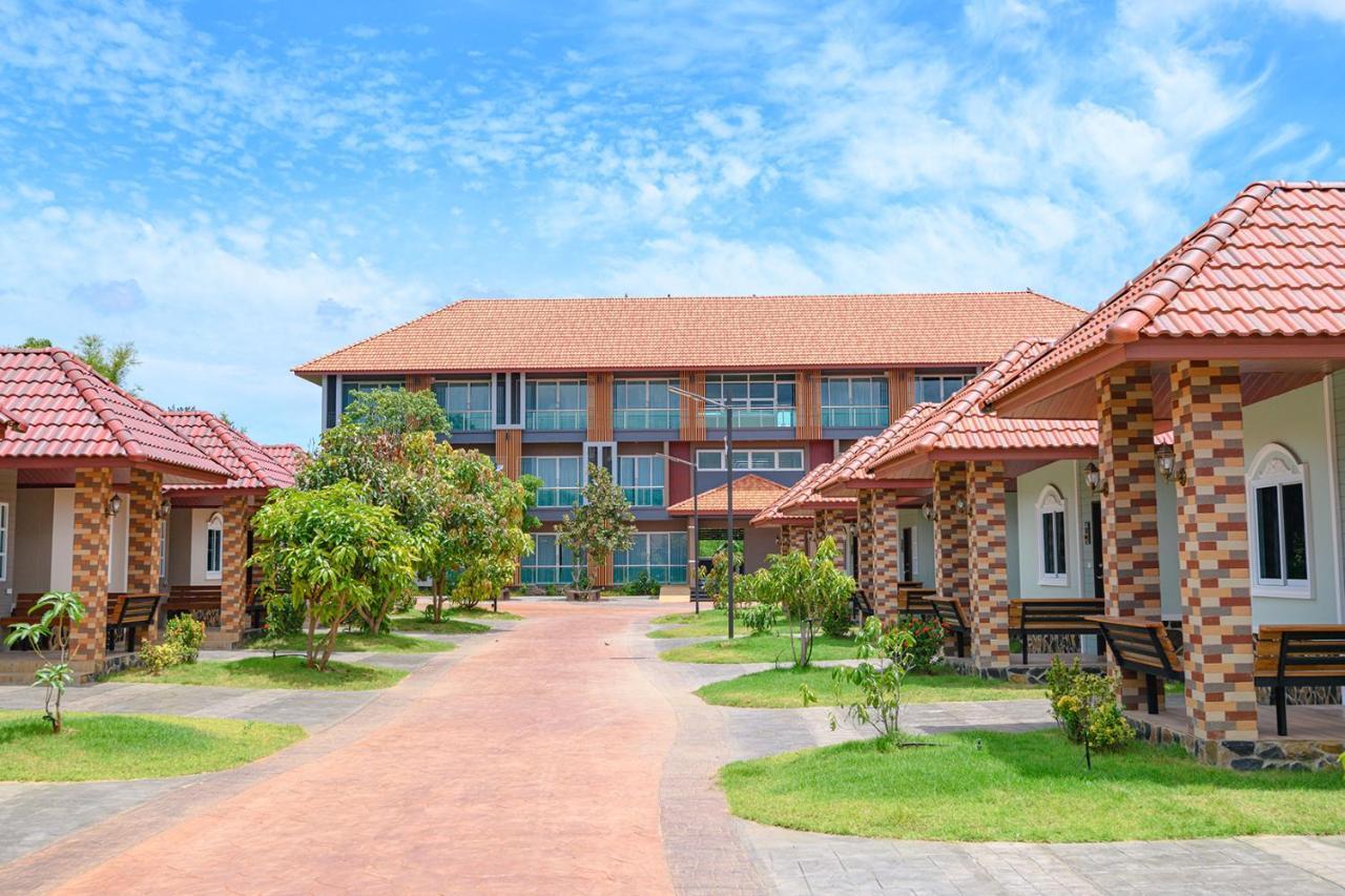 Avarin Resort Pakcsong Kültér fotó