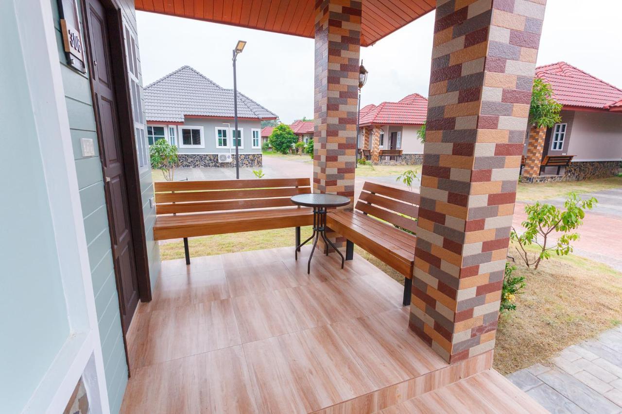 Avarin Resort Pakcsong Kültér fotó