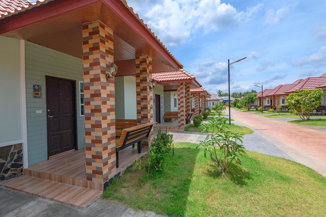 Avarin Resort Pakcsong Kültér fotó